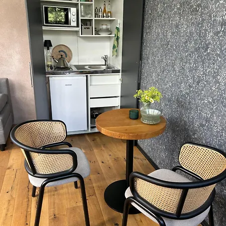Kleines Loft In Alter Foermchenfabrik Apartment